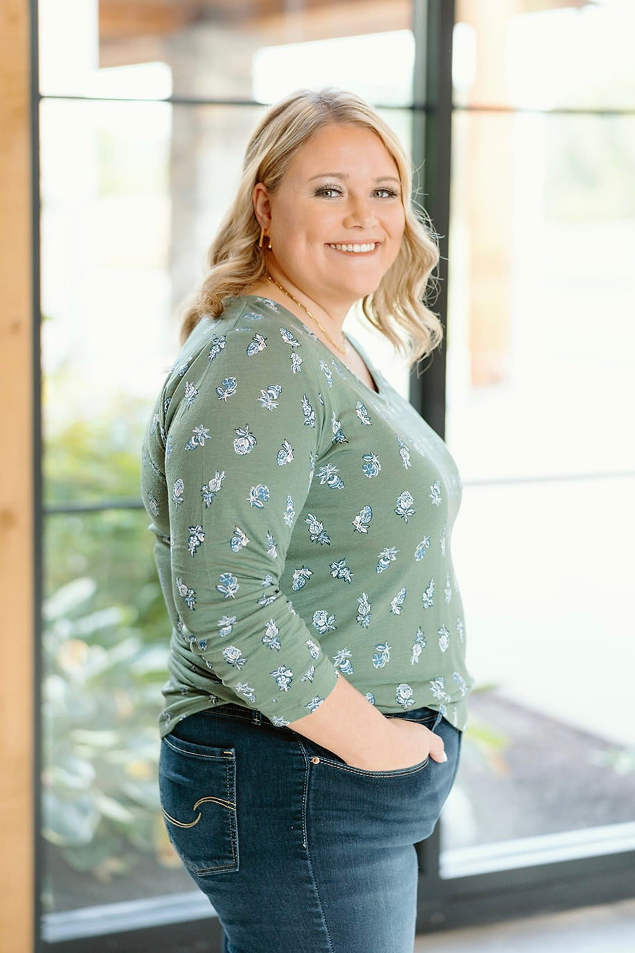 Iris Long Sleeve Scoop Tee